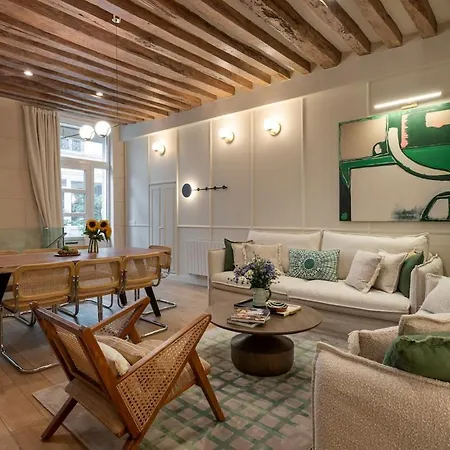 Le Marais Apartment Paris